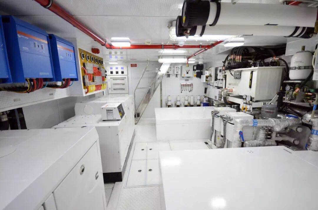 Vicorv High-Reliability Electronic Components Vicorv High-Reliability Electronic Components