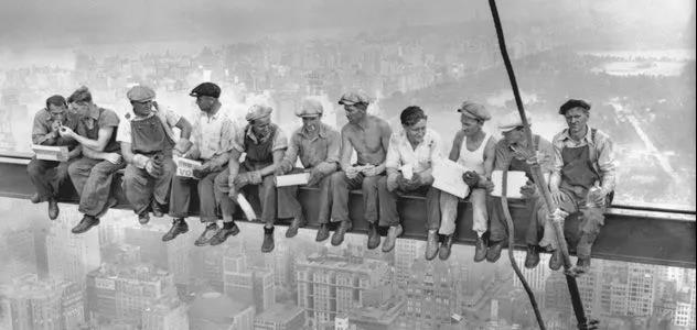 Vicorv High-Reliability Electronic Components Vicorv High-Reliability Electronic Components