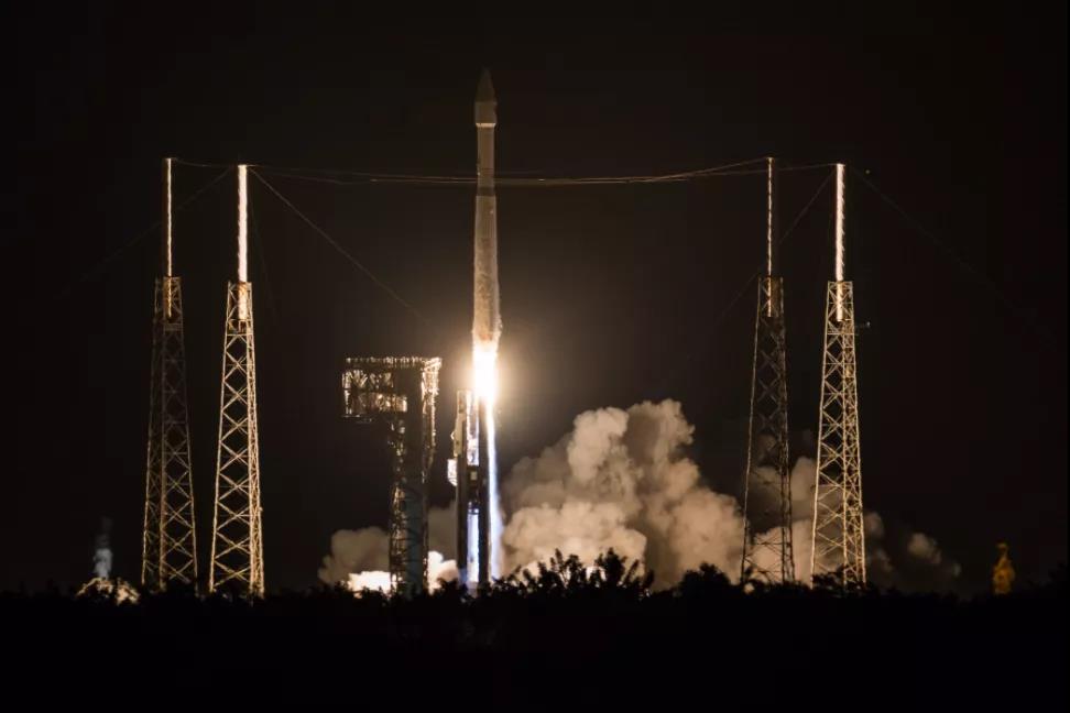 Vicorv High-Reliability Electronic Components Vicorv High-Reliability Electronic Components