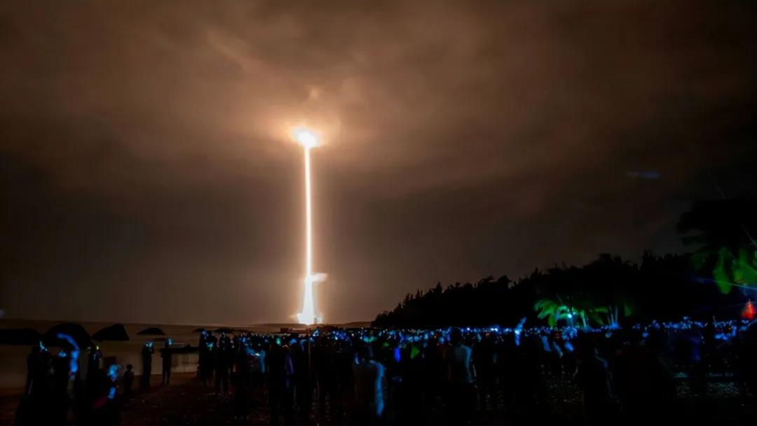 Vicorv High-Reliability Electronic Components Vicorv High-Reliability Electronic Components