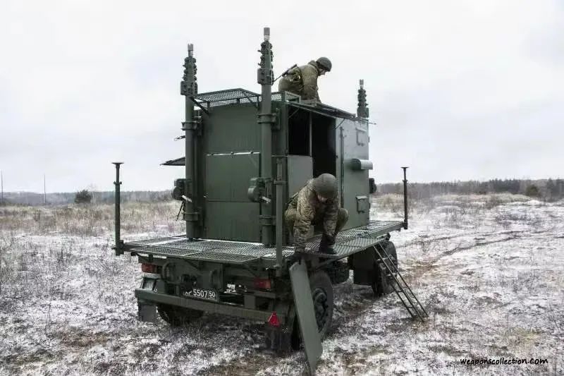 Vicorv High-Reliability Electronic Components Vicorv High-Reliability Electronic Components