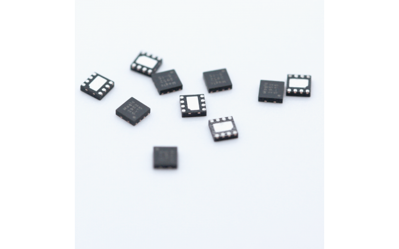 高精度-宽范围-TMR线性磁传感器芯片-Magic2952